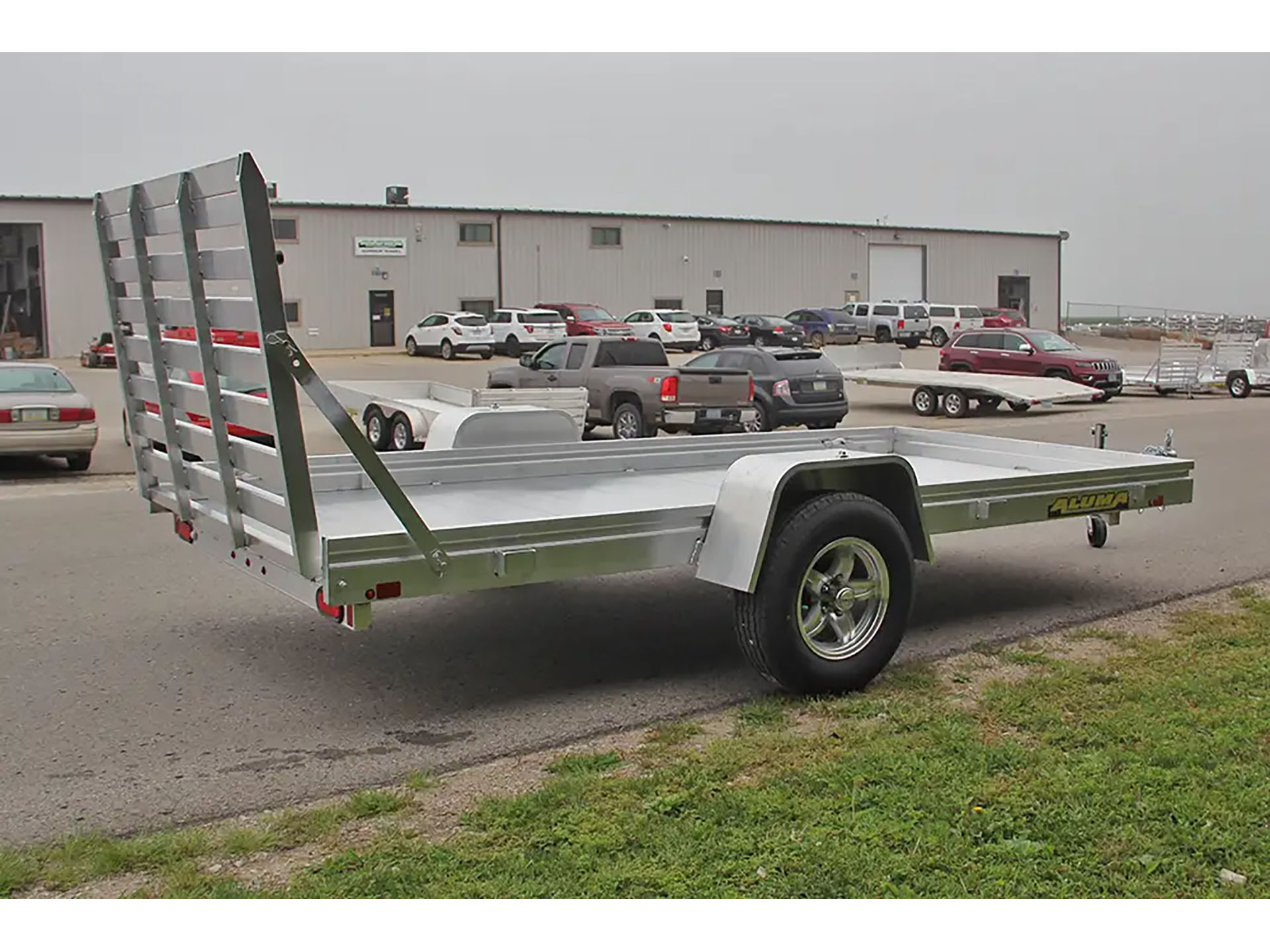 2025 ALUMA Single Heavy Axle Utility Trailers No Brakes Bi-fold Tailgate - 6812H in North Bend, Oregon - Photo 8
