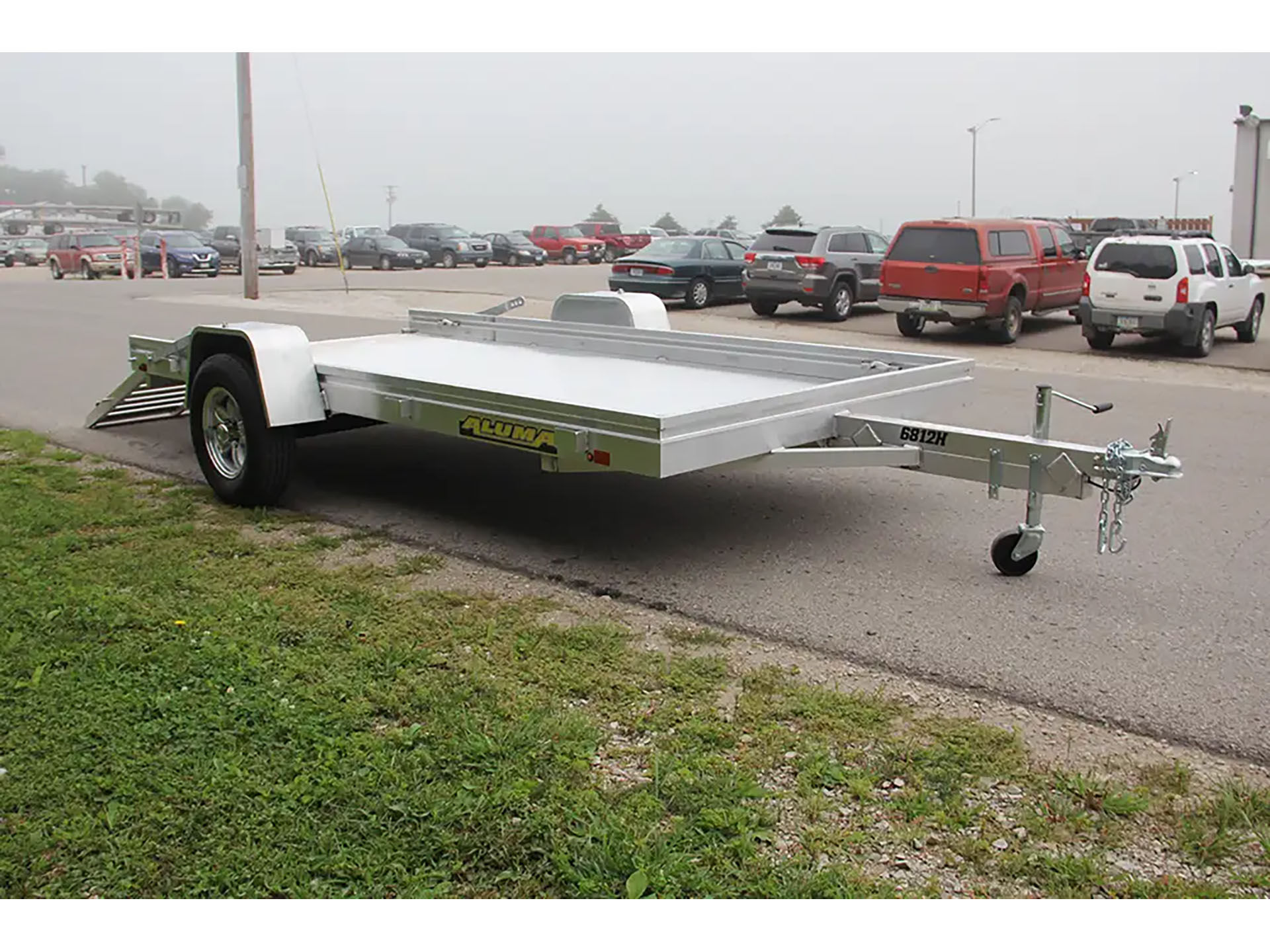 2025 ALUMA Single Heavy Axle Utility Trailers No Brakes Bi-fold Tailgate - 6814H in North Bend, Oregon - Photo 4