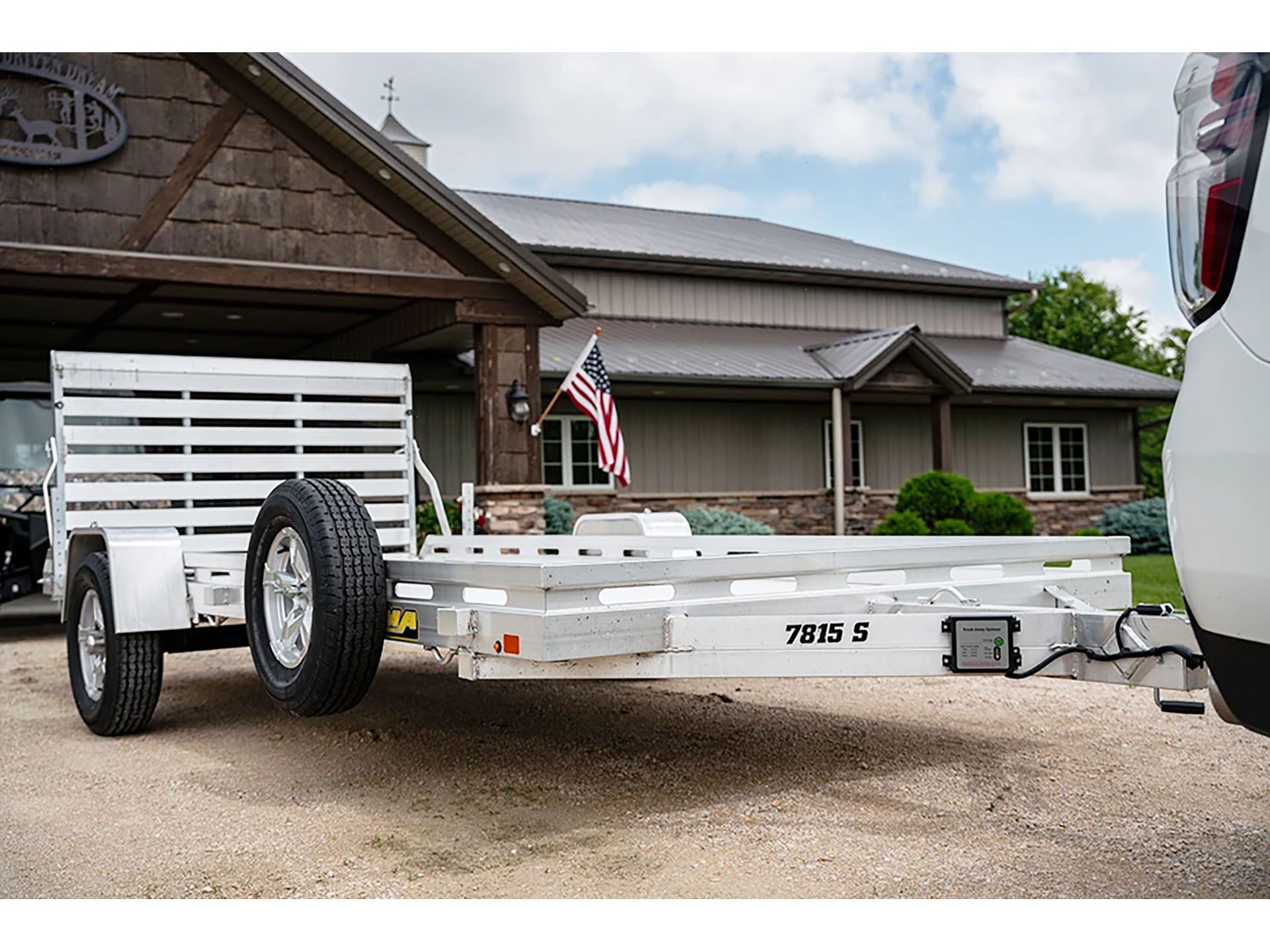 2025 ALUMA Single Heavy Axle Utility Trailers With Brakes 182 in. in North Bend, Oregon - Photo 4