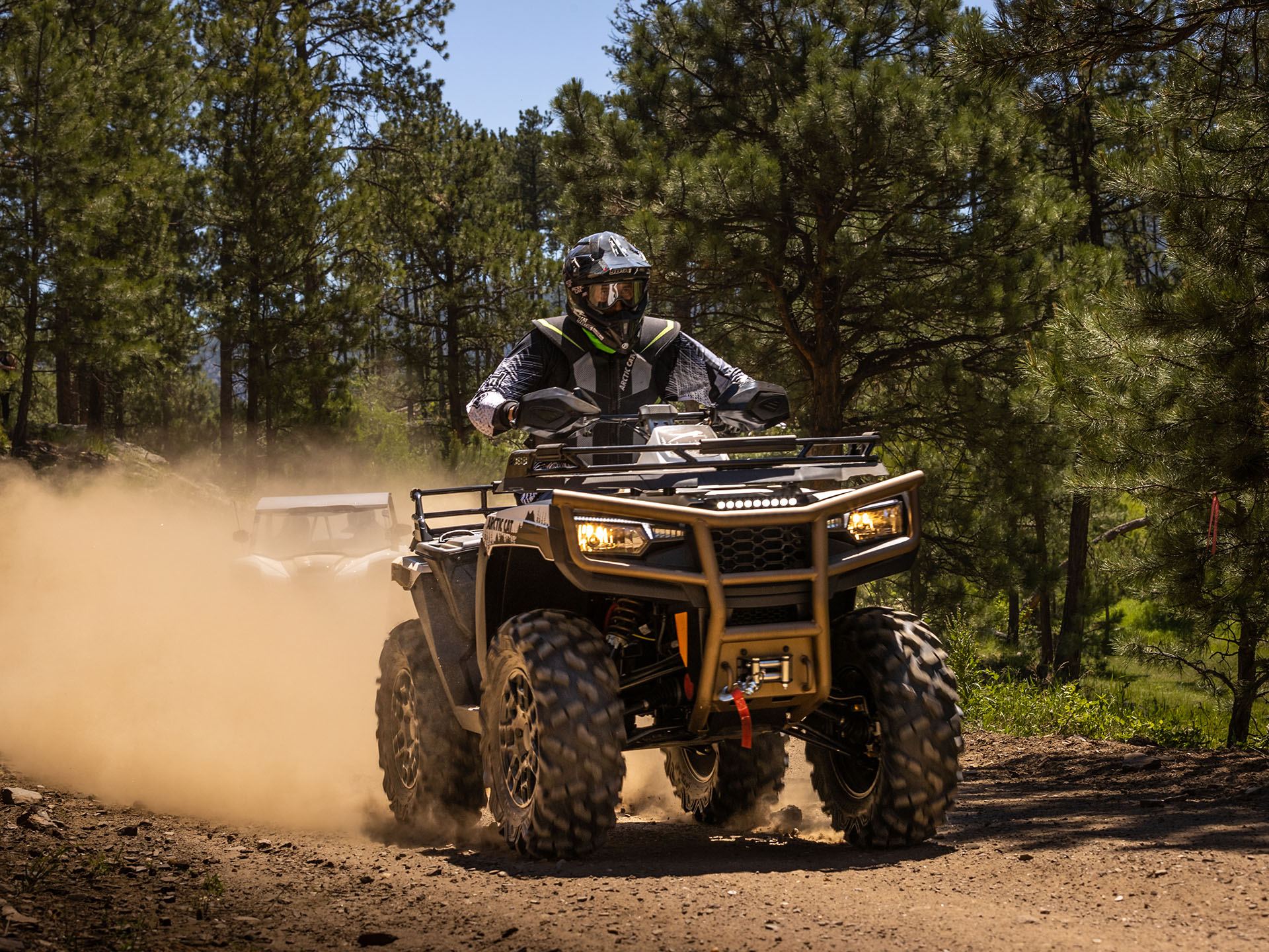 2023 Arctic Cat Alterra 600 Black Hills Edition in Yankton, South Dakota - Photo 9