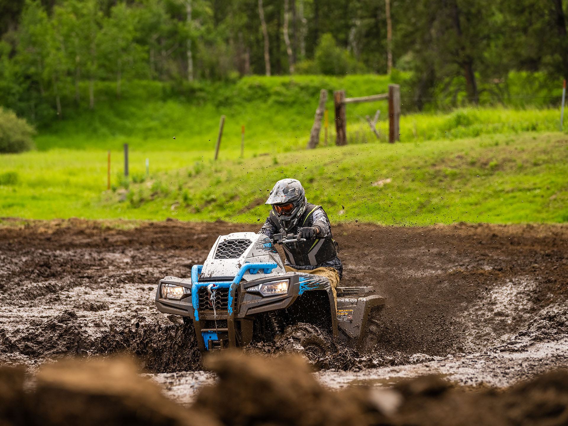 2023 Arctic Cat Alterra 600 Mud Pro in Kaukauna, Wisconsin - Photo 3