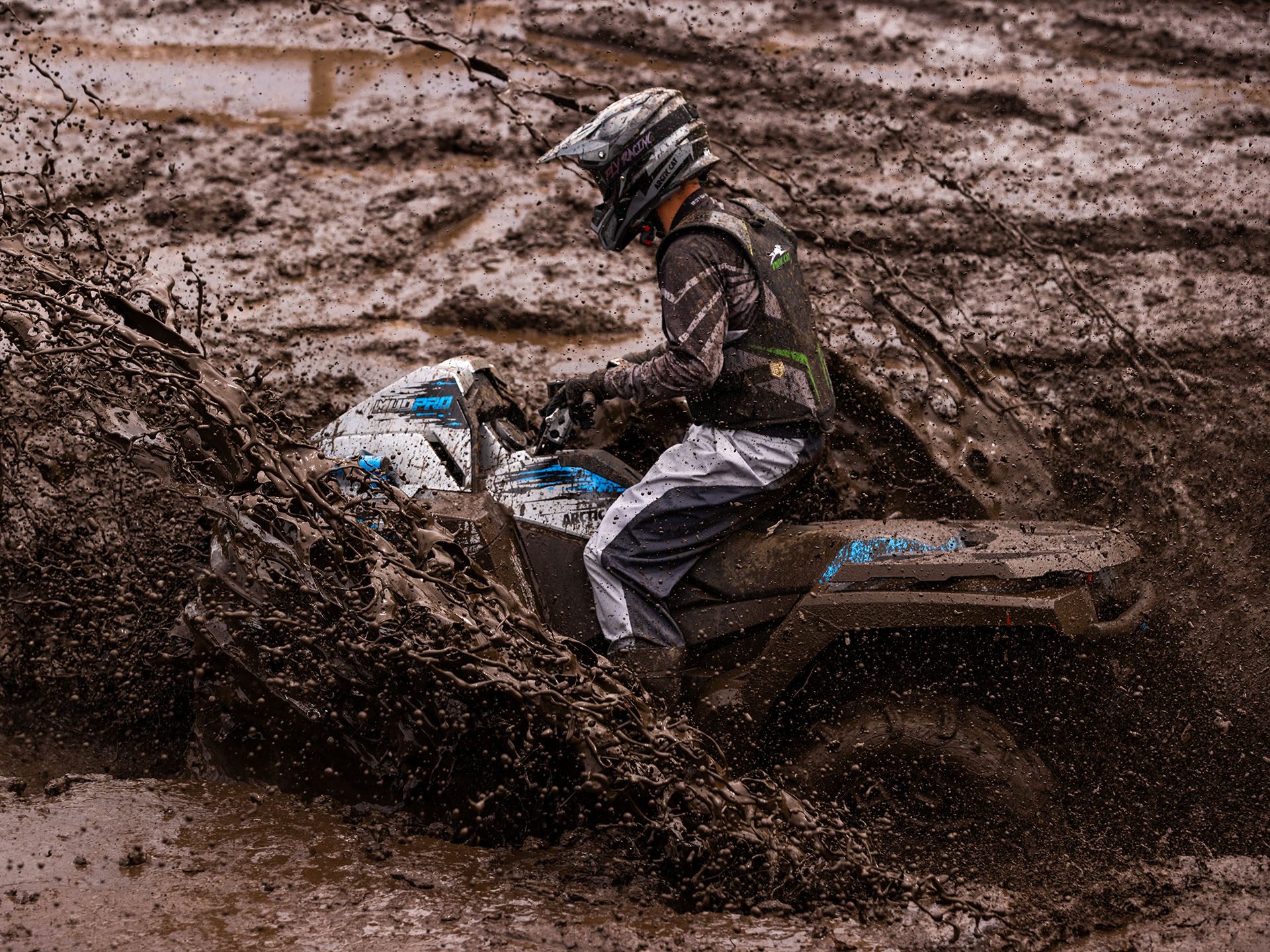2023 Arctic Cat Alterra 600 Mud Pro in Kaukauna, Wisconsin - Photo 8