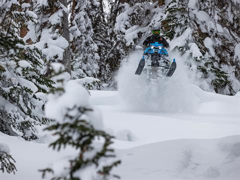 M Mountain Cat ALPHA ONE | Arctic Cat