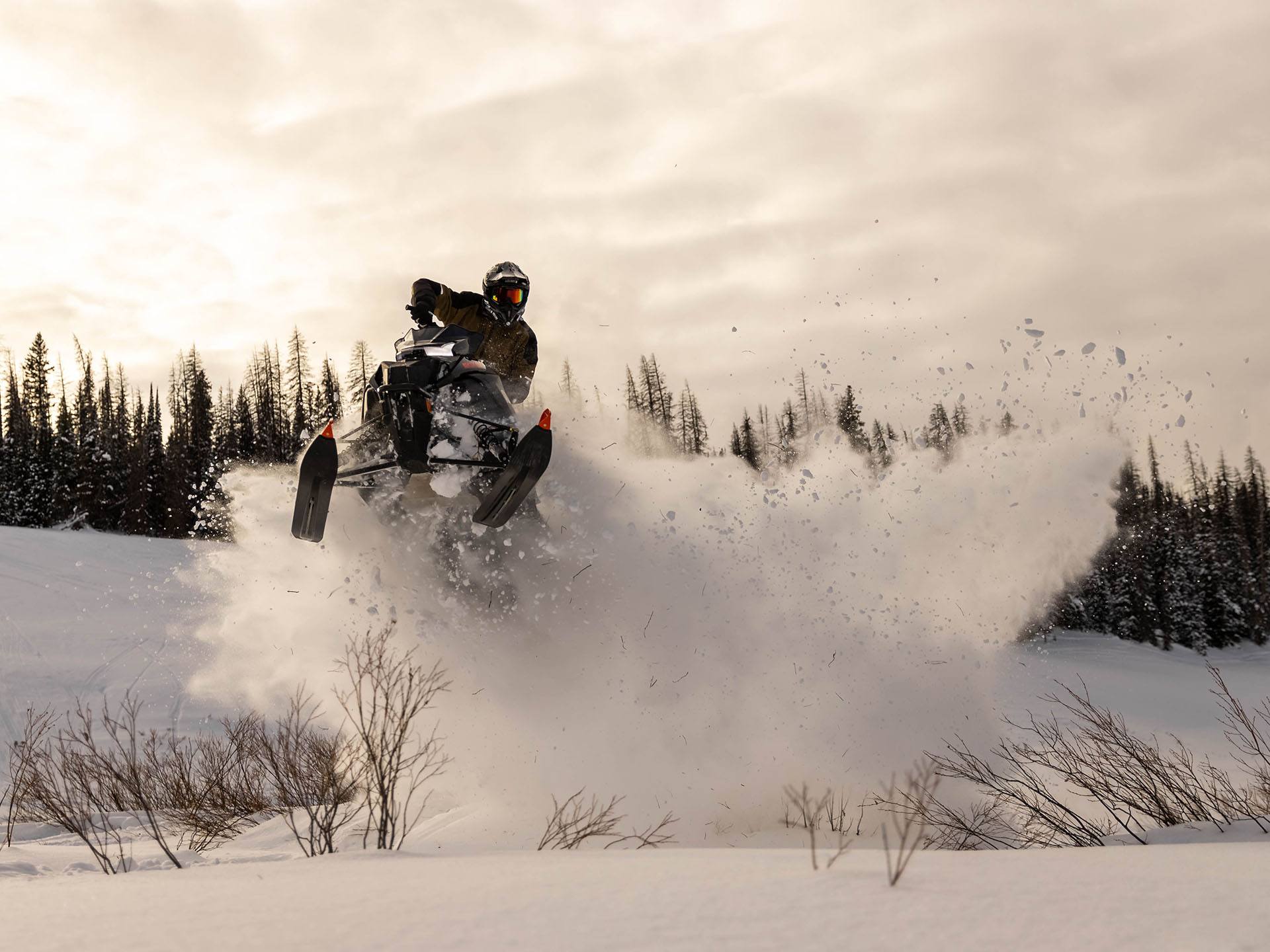 2024 Arctic Cat Riot 600 146 1.75 ES in Kaukauna, Wisconsin - Photo 5