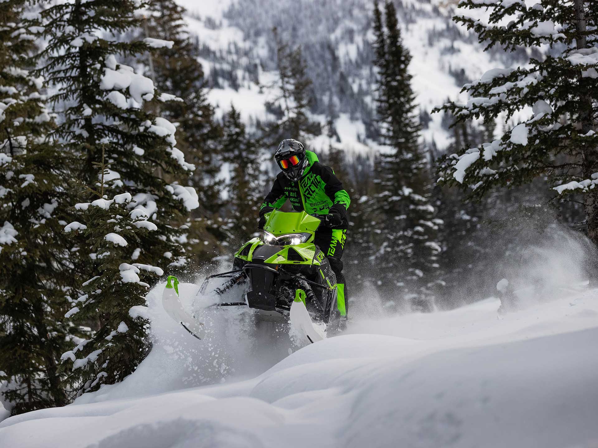 2024 Arctic Cat Riot 8000 QS3 ES in Kaukauna, Wisconsin - Photo 2