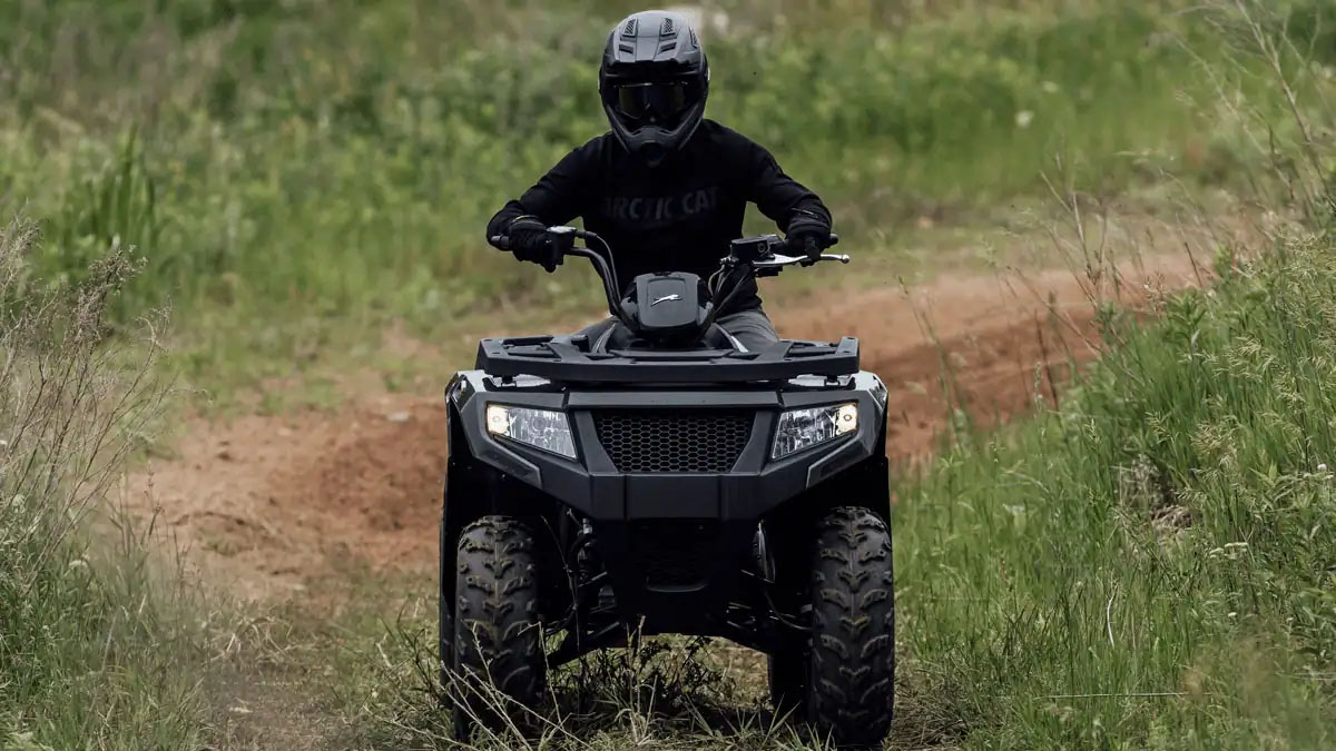 Yourelia様　オーダーページ　3/29 New 2027 Arctic Cat Alterra 300 | ATVs in Payson AZ | Marsh Green