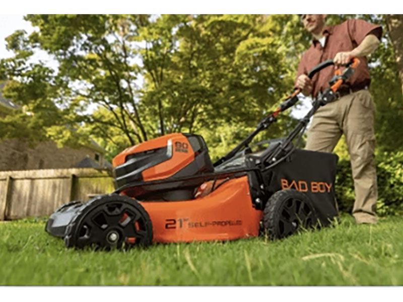 Bad Boy Mowers E-Series 80V Brushless 21 in. Dual Port Self-Propelled Mower in Marionville, Missouri - Photo 18