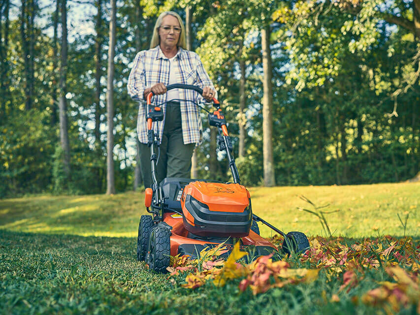 Bad Boy Mowers E-Series 80V Brushless 21 in. Dual Port Self-Propelled Mower (Tool Only) in Marionville, Missouri - Photo 12