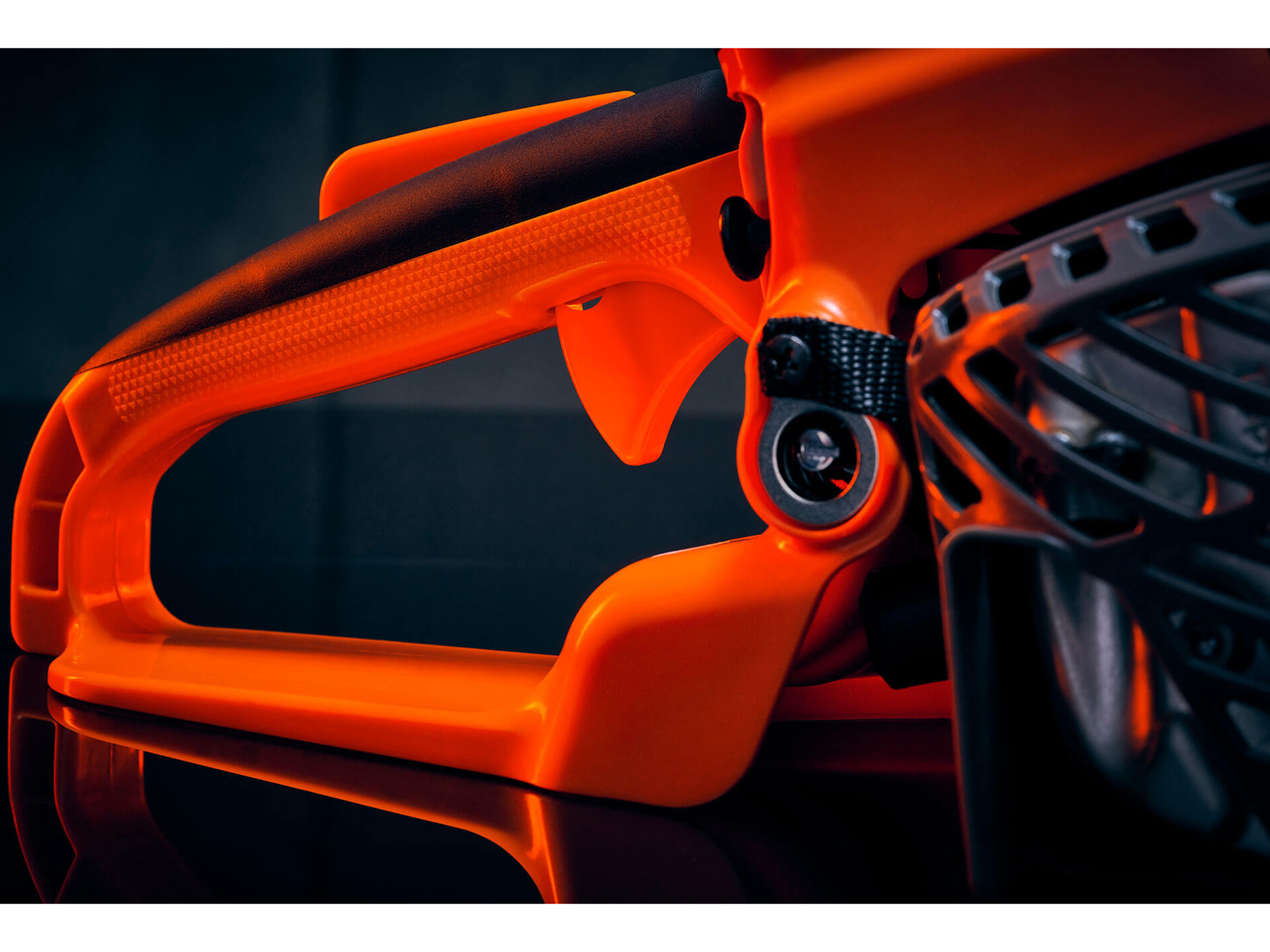 Bad Boy Mowers Gas-Powered Chainsaw in Marionville, Missouri - Photo 7