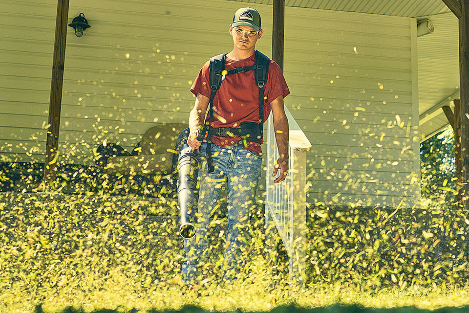 2025 Bad Boy Mowers 80V Backpack Blower (battery and charger included) in Saint Joseph, Minnesota - Photo 13