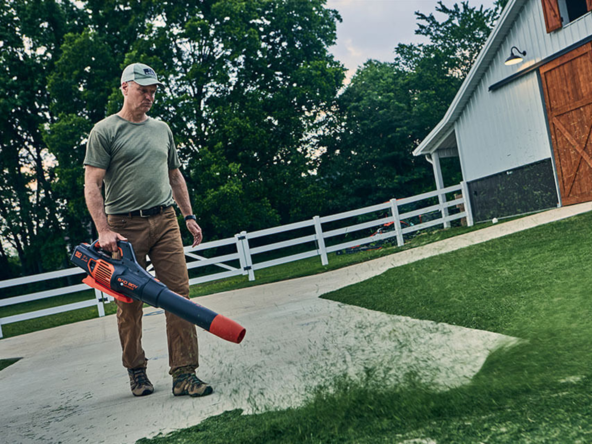 Bad Boy Mowers 80V Handheld Blower (tool only) in Marionville, Missouri - Photo 6