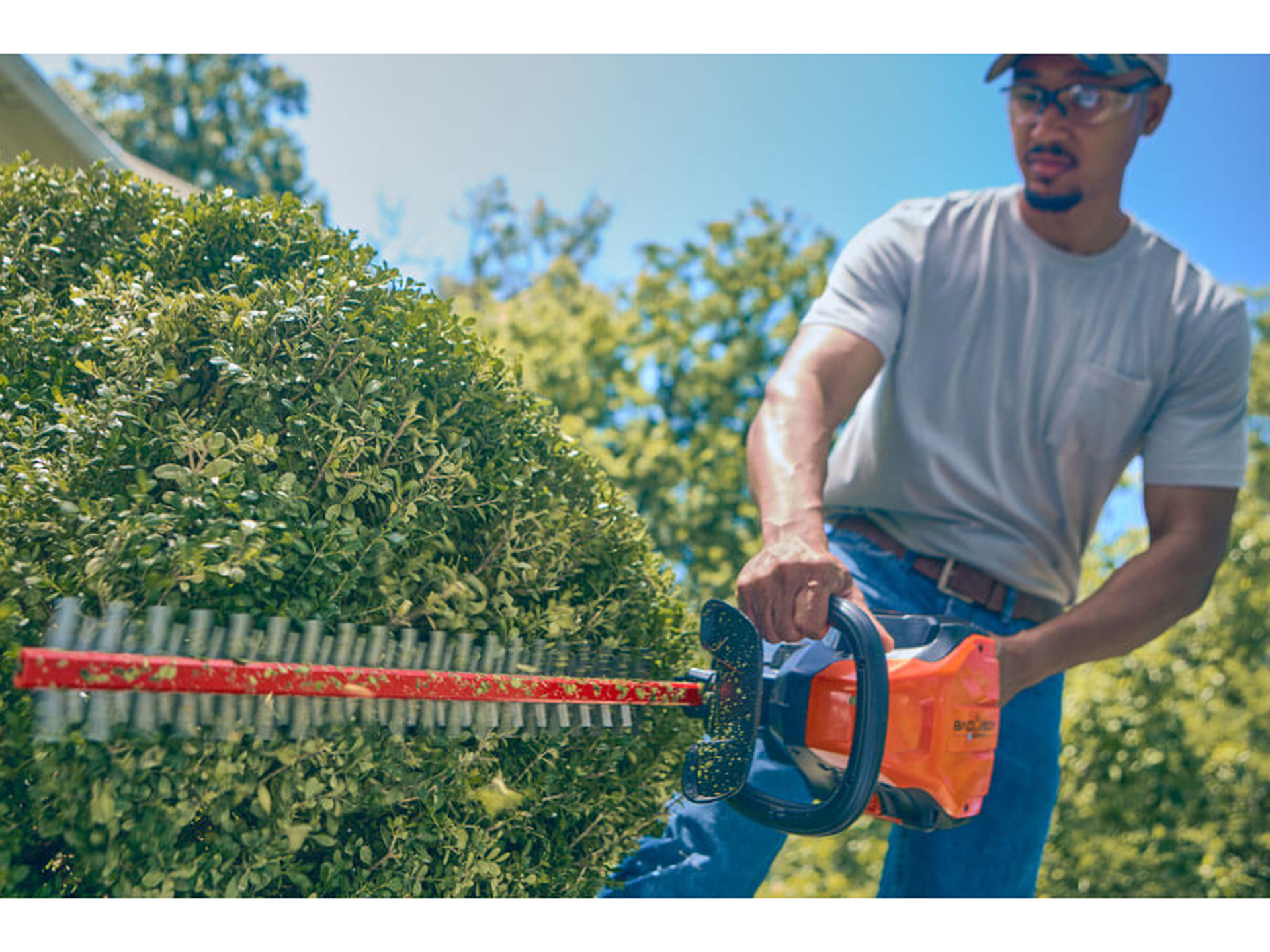 Bad Boy Mowers 80V Hedge Trimmer in Marionville, Missouri - Photo 5