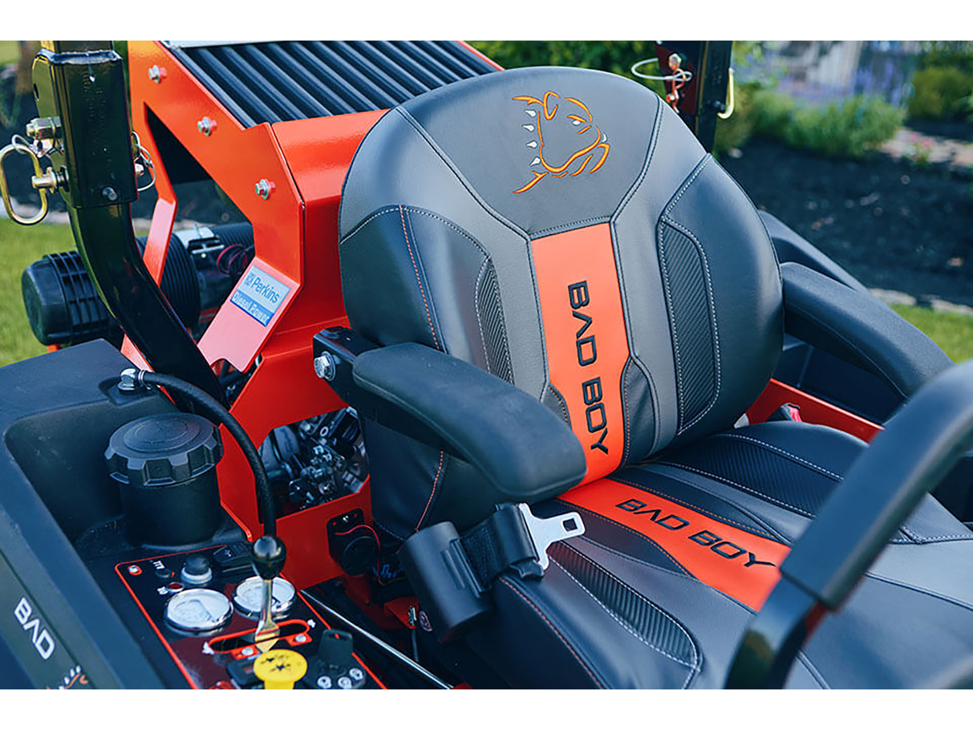 2024 Bad Boy Mowers Renegade Diesel 61 in. Perkins 24.7 hp in Gaylord, Michigan - Photo 16