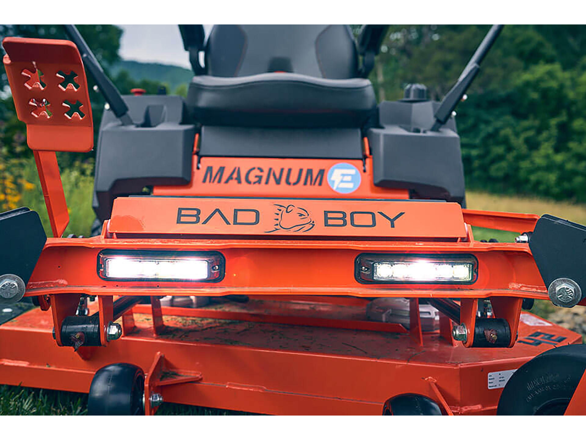 2024 Bad Boy Mowers E-Magnum 42 in. Electric in Gaylord, Michigan - Photo 3