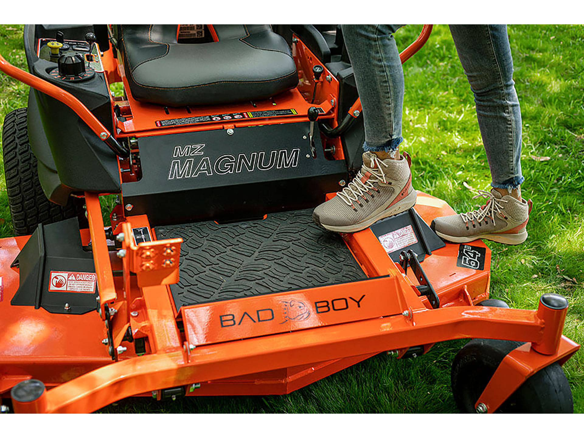 2024 Bad Boy Mowers MZ Magnum 54 in. Kawasaki FR651 22 hp in Topeka, Kansas - Photo 9