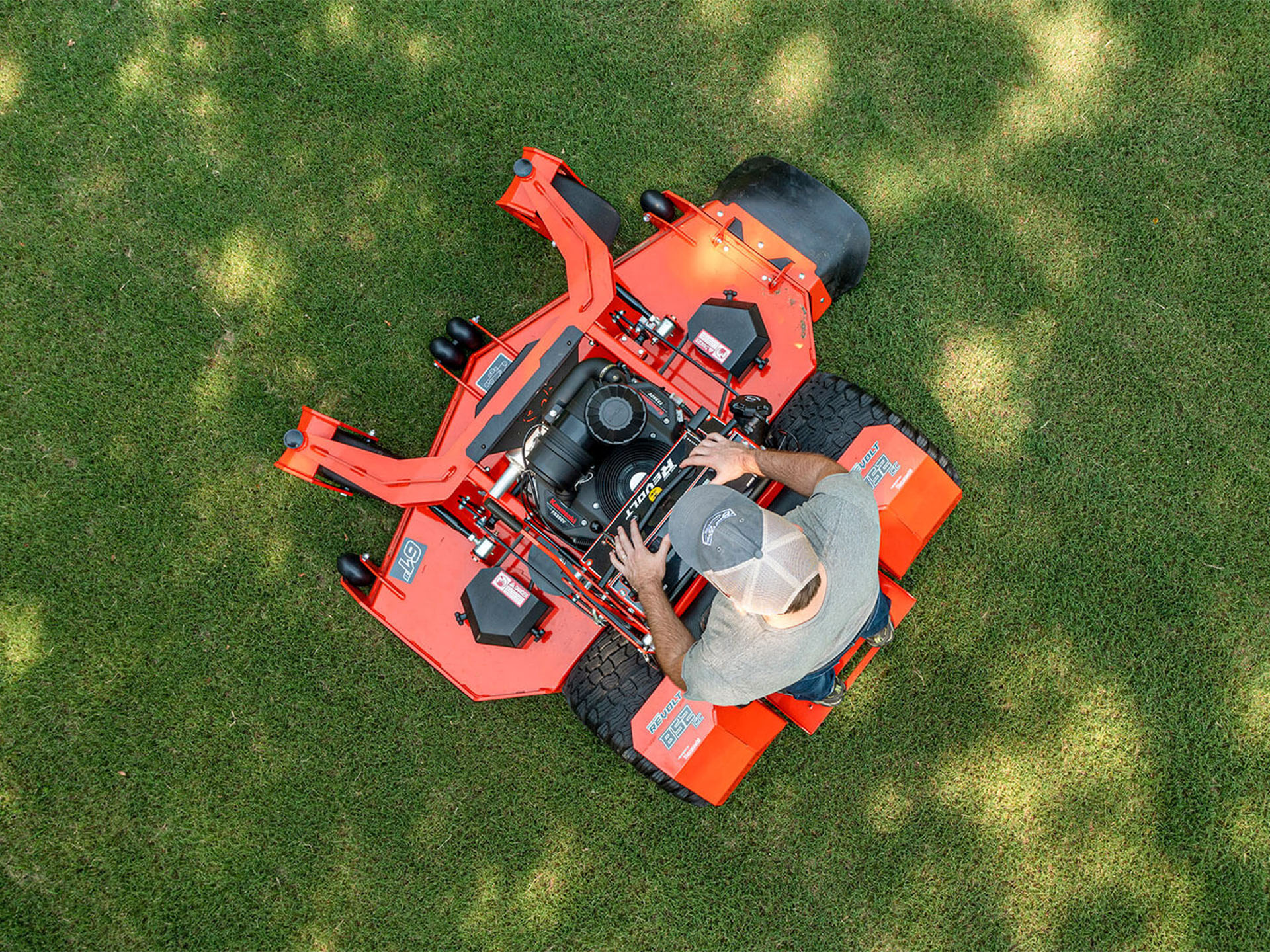 2024 Bad Boy Mowers Revolt 61 in. Vanguard EFI 28 hp in Gaylord, Michigan - Photo 15