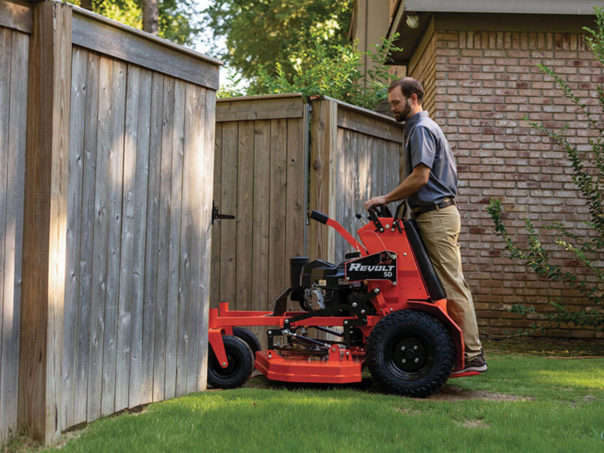2024 Bad Boy Mowers Revolt SD 34 in. Kawasaki FS600 18.5 hp in Topeka, Kansas - Photo 14