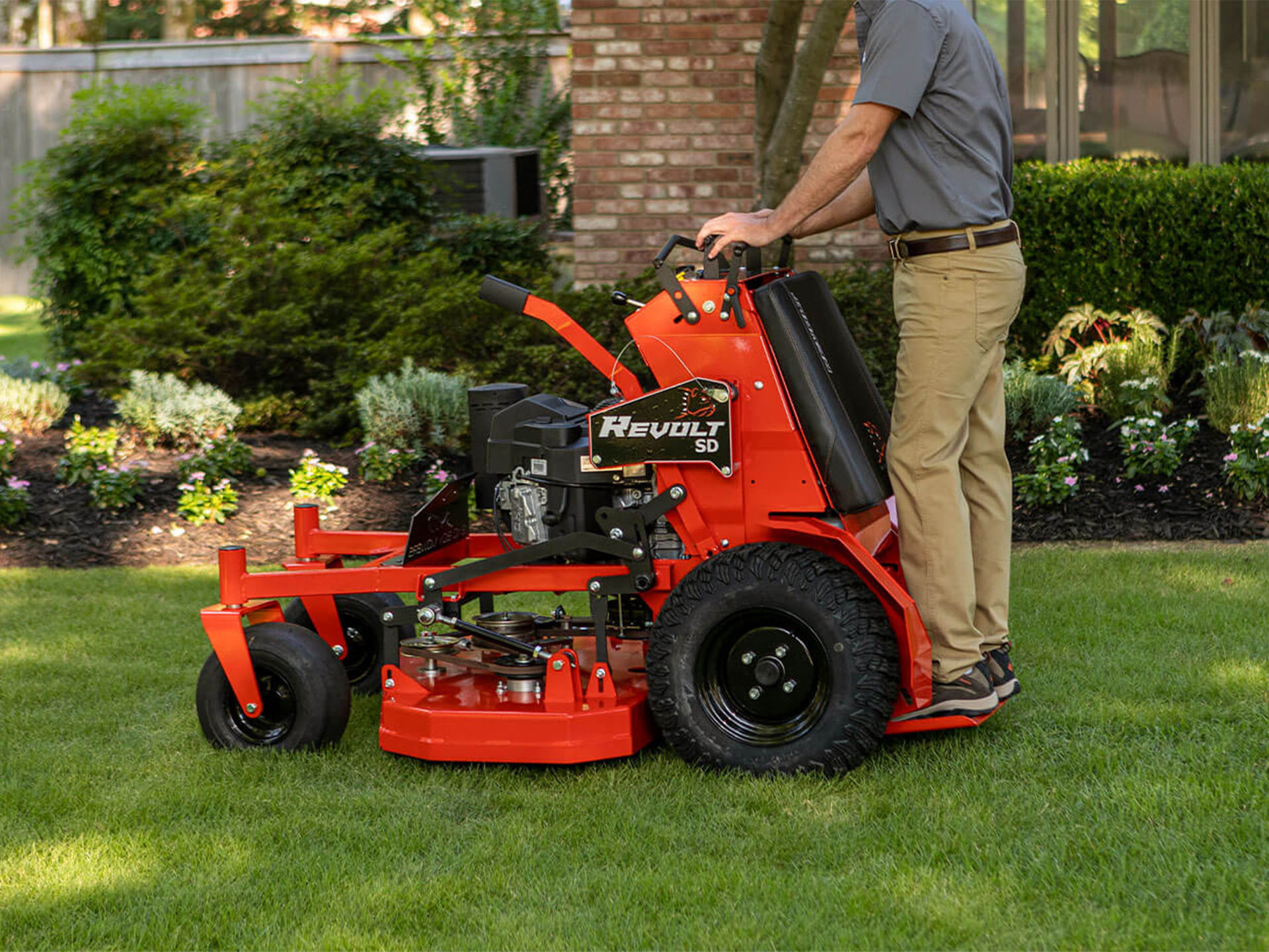 2024 Bad Boy Mowers Revolt SD 34 in. Kawasaki FS600 18.5 hp in Topeka, Kansas - Photo 15