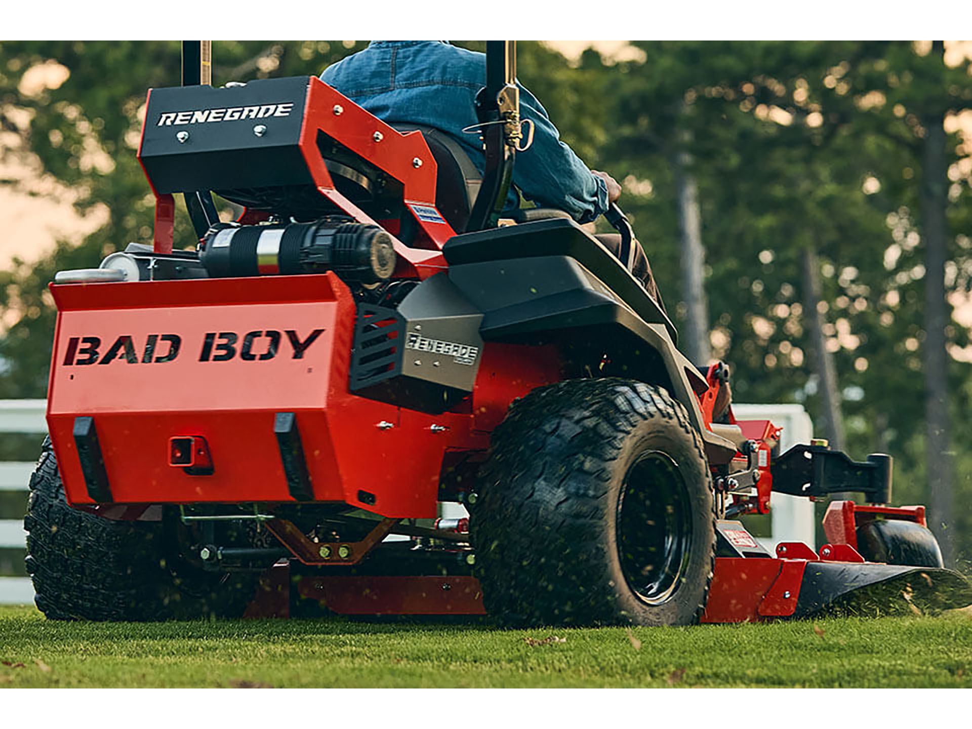 2025 Bad Boy Mowers Renegade Diesel 61 in. Perkins 24.7 hp in Gaylord, Michigan - Photo 12