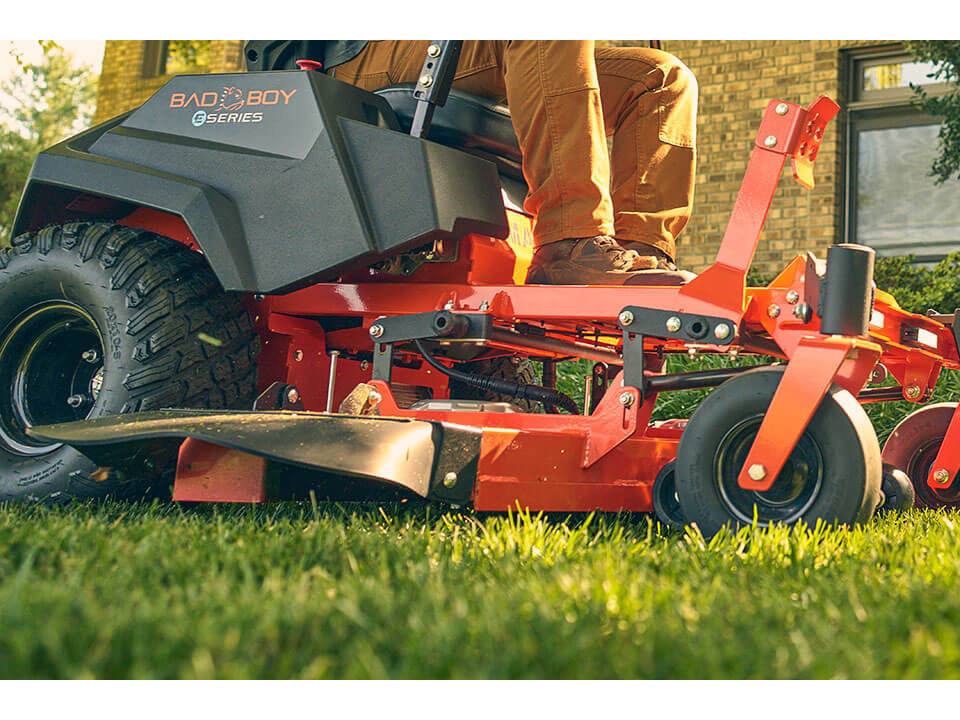 2025 Bad Boy Mowers E-Magnum 42 in. Electric in Gaylord, Michigan - Photo 7