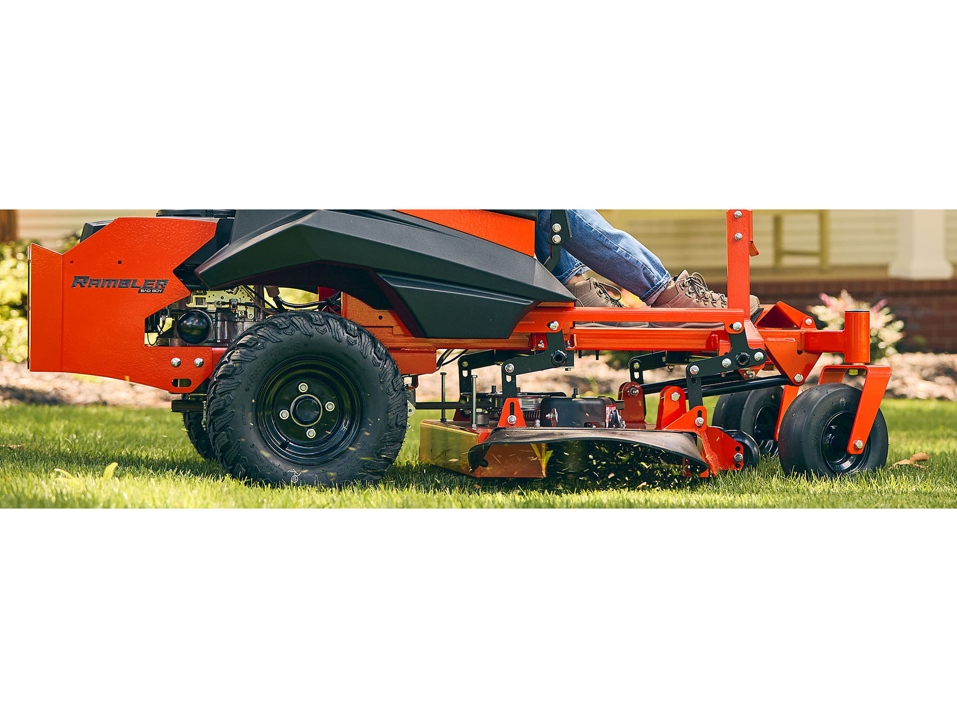 2025 Bad Boy Mowers MZ Rambler 42 in. Briggs EX1900 19 hp in Topeka, Kansas - Photo 9