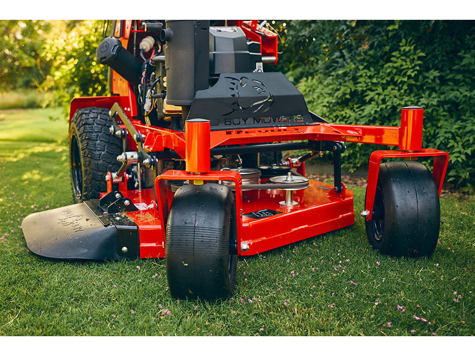2025 Bad Boy Mowers Revolt SD 42 in. Kawasaki FS600 18.5 hp in Topeka, Kansas - Photo 10
