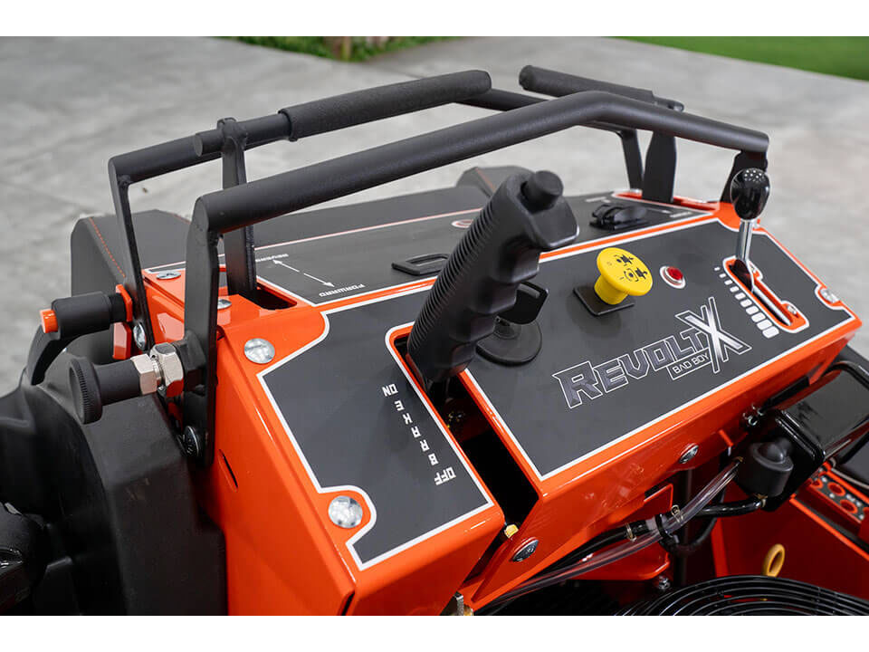 2025 Bad Boy Mowers Revolt X 61 in. Vanguard EFI 40 hp Rear Tweels in Gaylord, Michigan - Photo 3