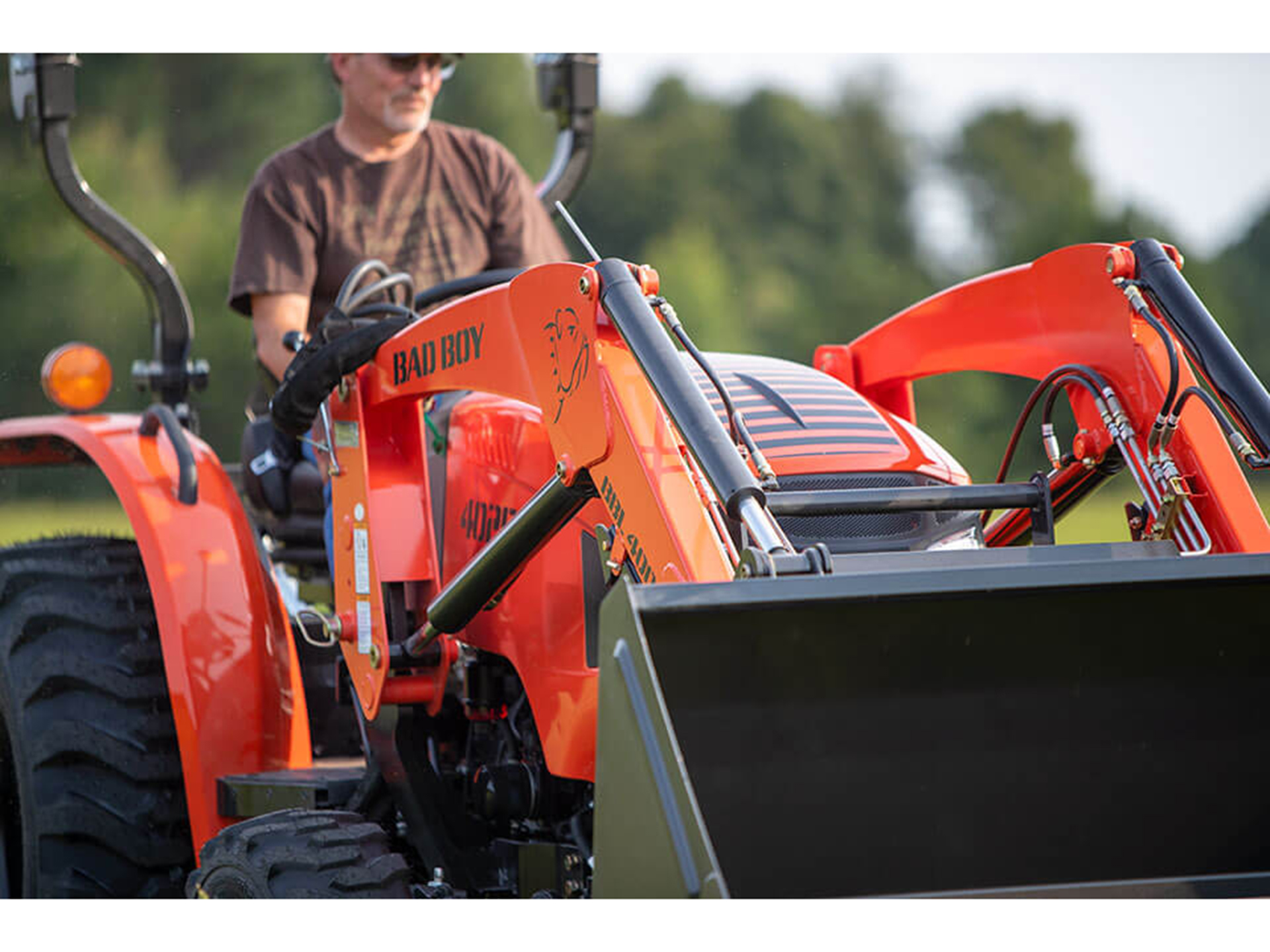 2025 Bad Boy Mowers 4025 with Loader in Gaylord, Michigan - Photo 5