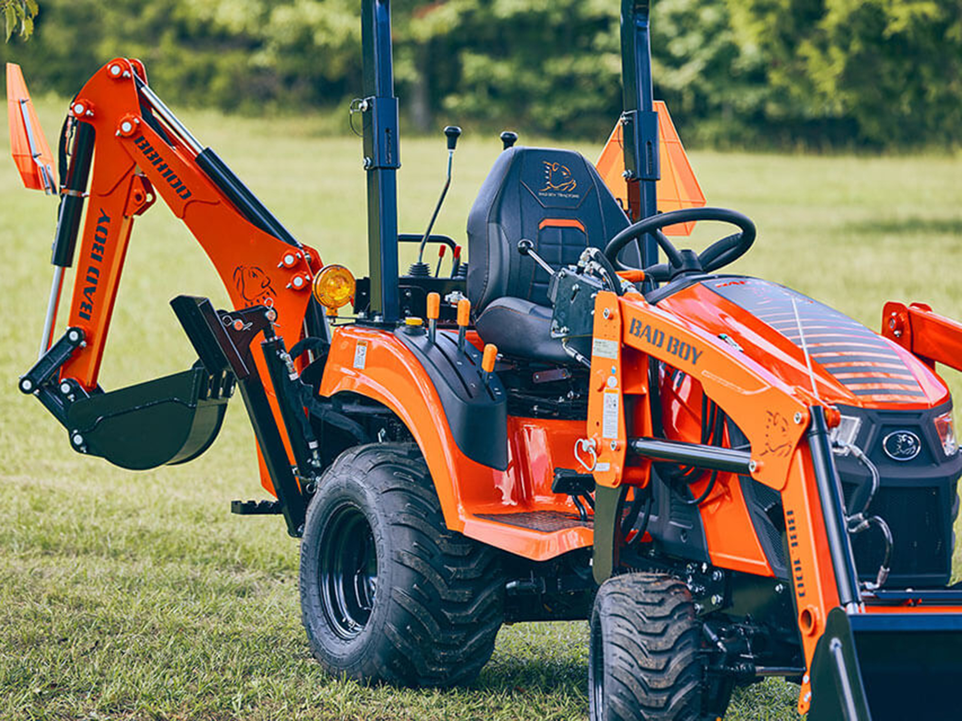 2025 Bad Boy Mowers 1022 with Loader & Backhoe in Marionville, Missouri - Photo 10