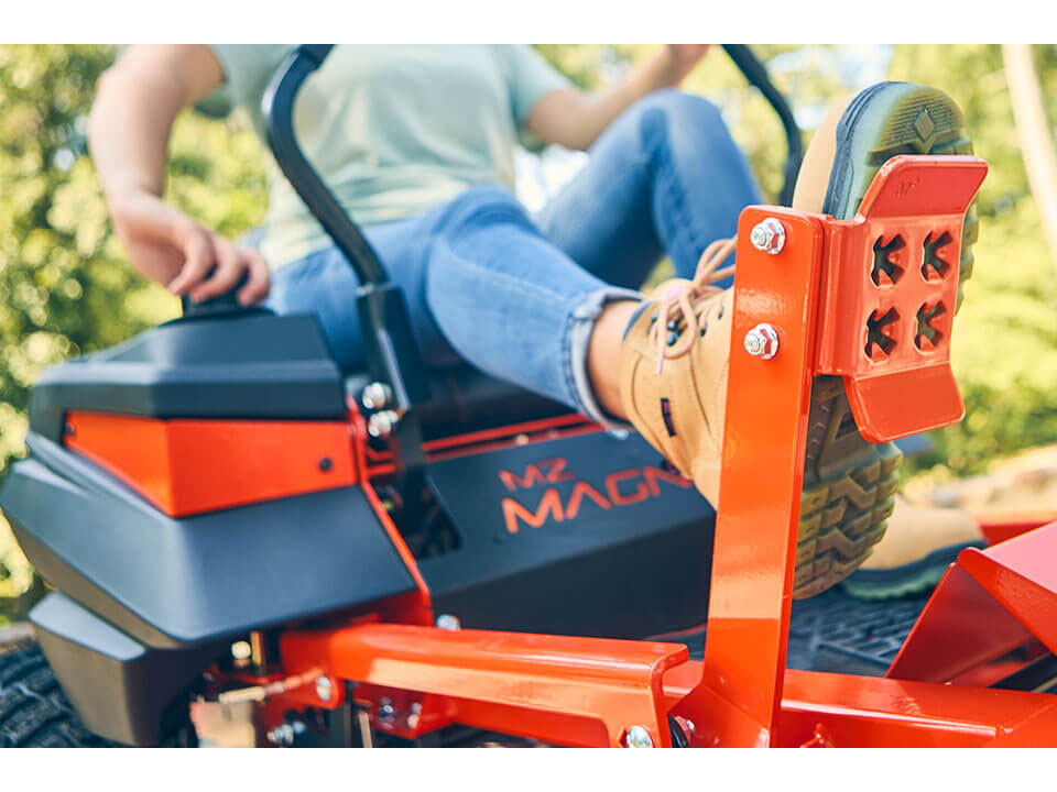 2025 Bad Boy Mowers MZ Magnum 54 in. Briggs CXI25 25 hp in Topeka, Kansas - Photo 11
