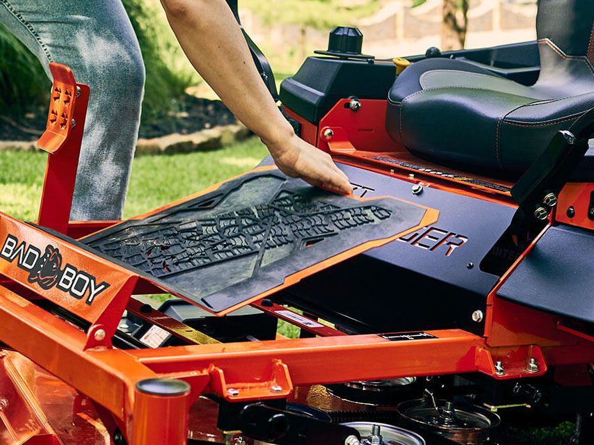 2026 Bad Boy Mowers ZT Avenger 60 in. Kawasaki FR691 23 hp in Gaylord, Michigan - Photo 11