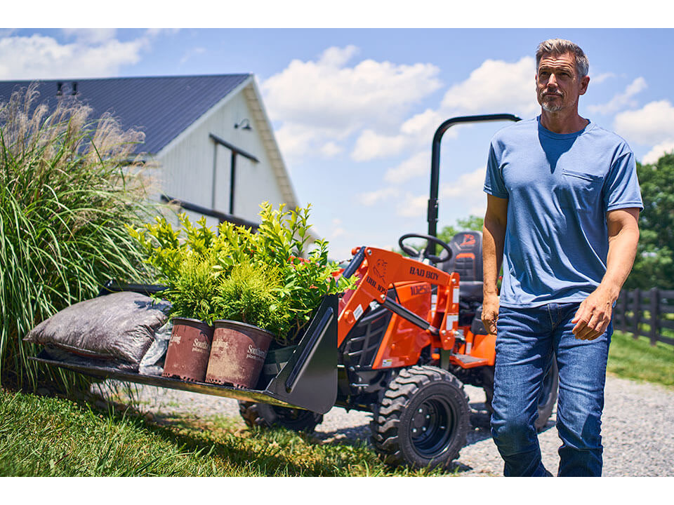 2026 Bad Boy Mowers 1025 with Loader in Gaylord, Michigan - Photo 7