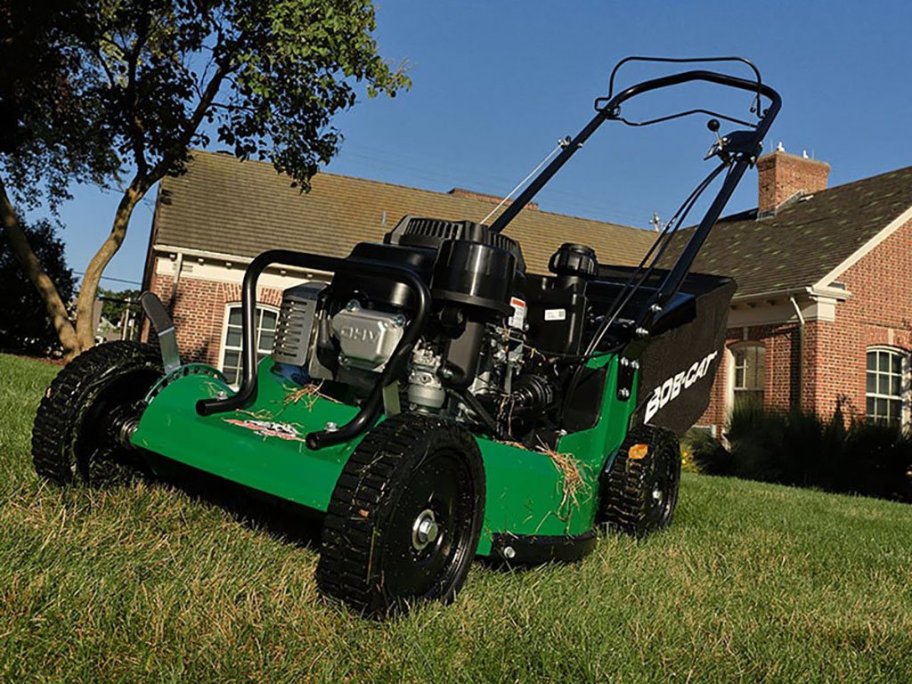 New Bob-Cat Mowers Commercial 21 in. Kawasaki FJ180V Zone Start