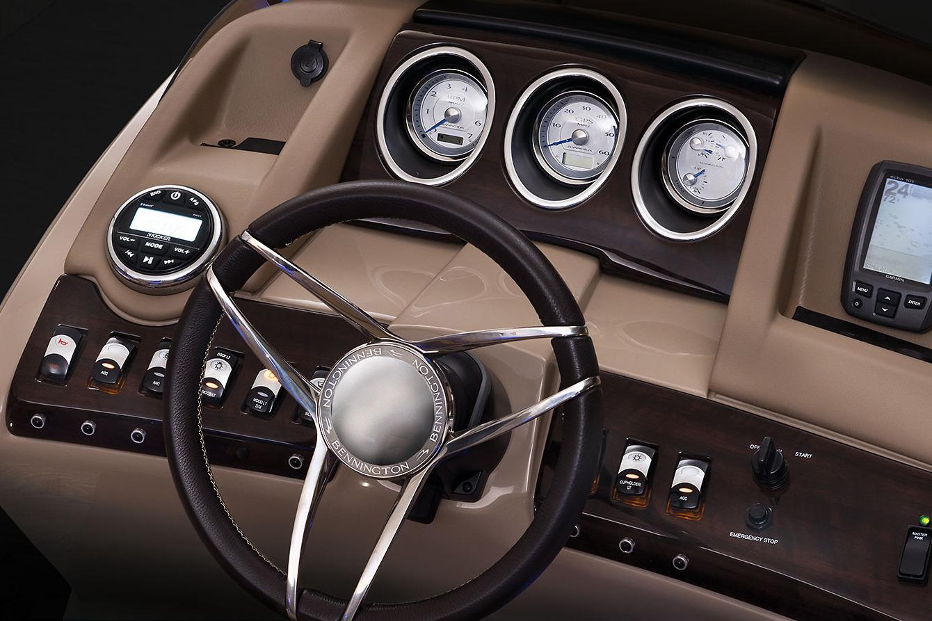 2016 Bennington 2350 RCL in Saint Cloud, Minnesota - Photo 3