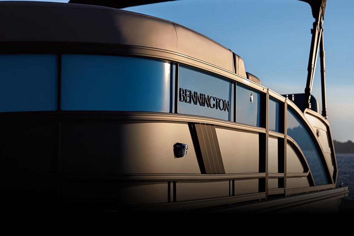 2025 Bennington 24 MFB in Saint Cloud, Minnesota - Photo 14