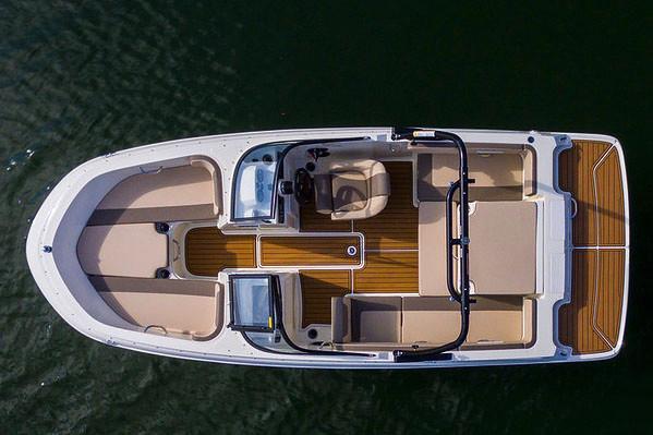 2019 Bayliner VR4 Bowrider I/O in Kaukauna, Wisconsin - Photo 31