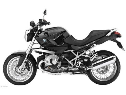 Two-Tone Sapphire Black Metallic / Alpine White Stripe