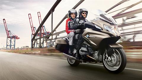 2016 BMW R 1200 RT in West Bridgewater, Massachusetts - Photo 5