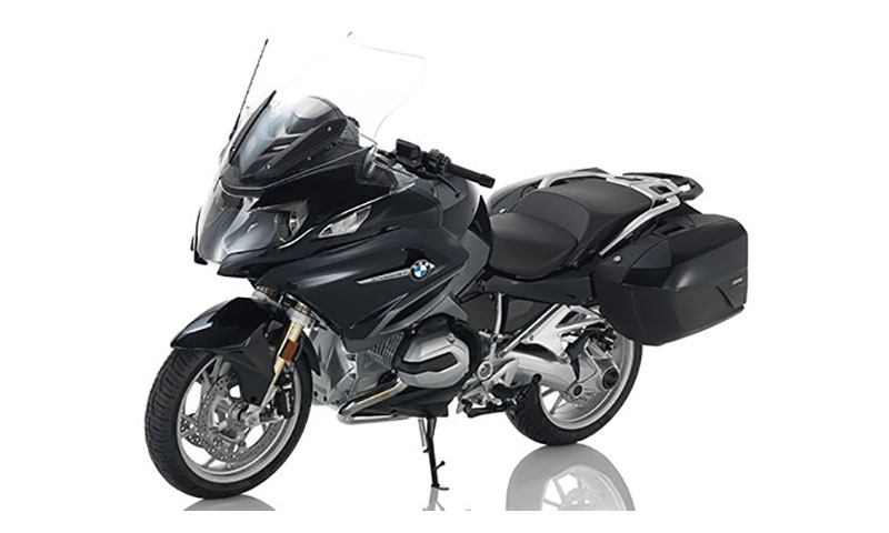 2018 BMW R 1200 RT in West Bridgewater, Massachusetts - Photo 5