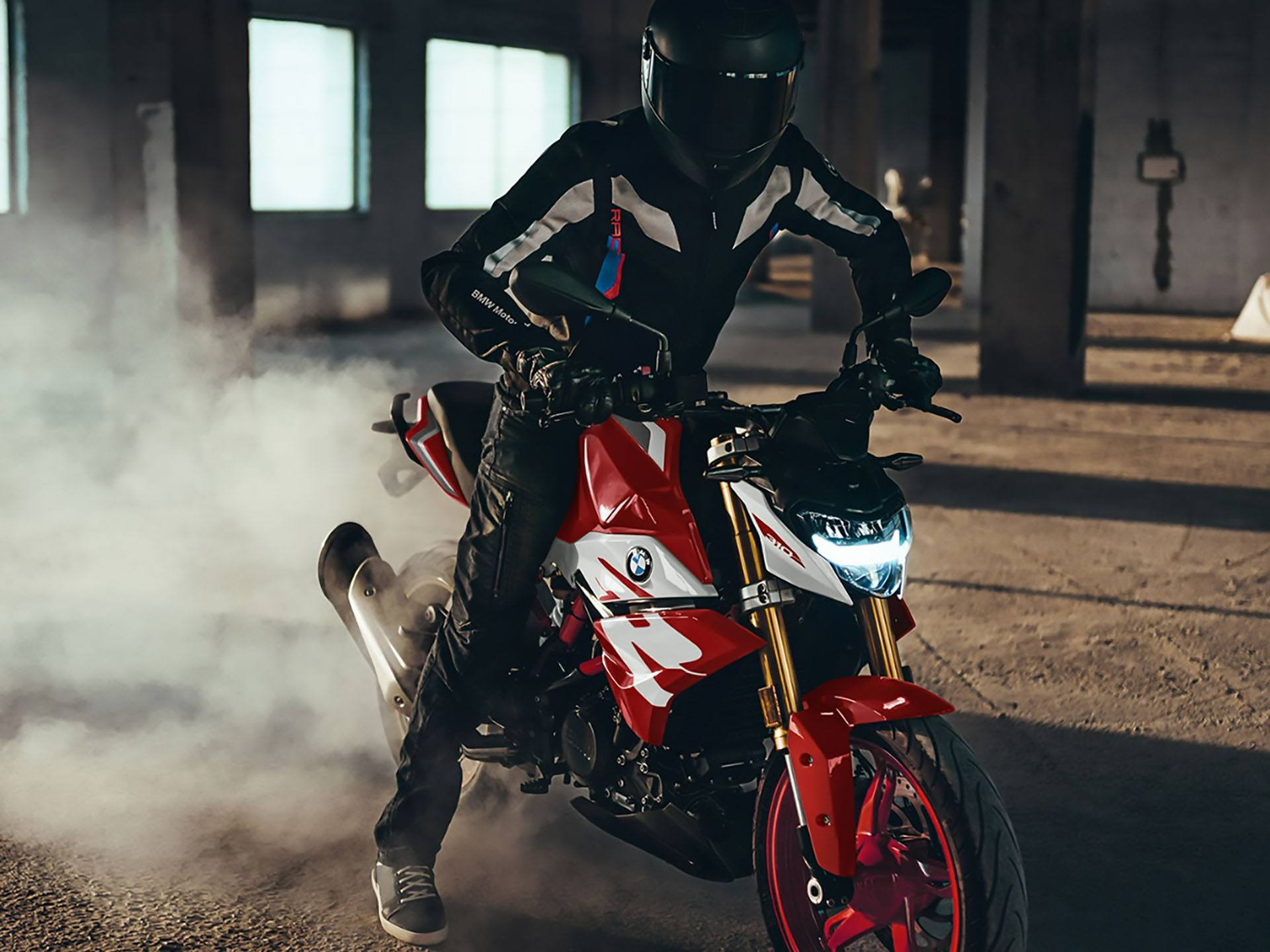 2023 BMW G 310 R 2