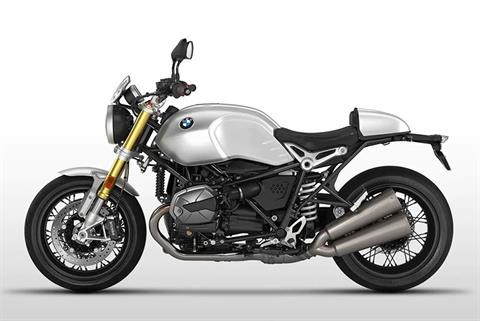 Bmw bike dealer discount