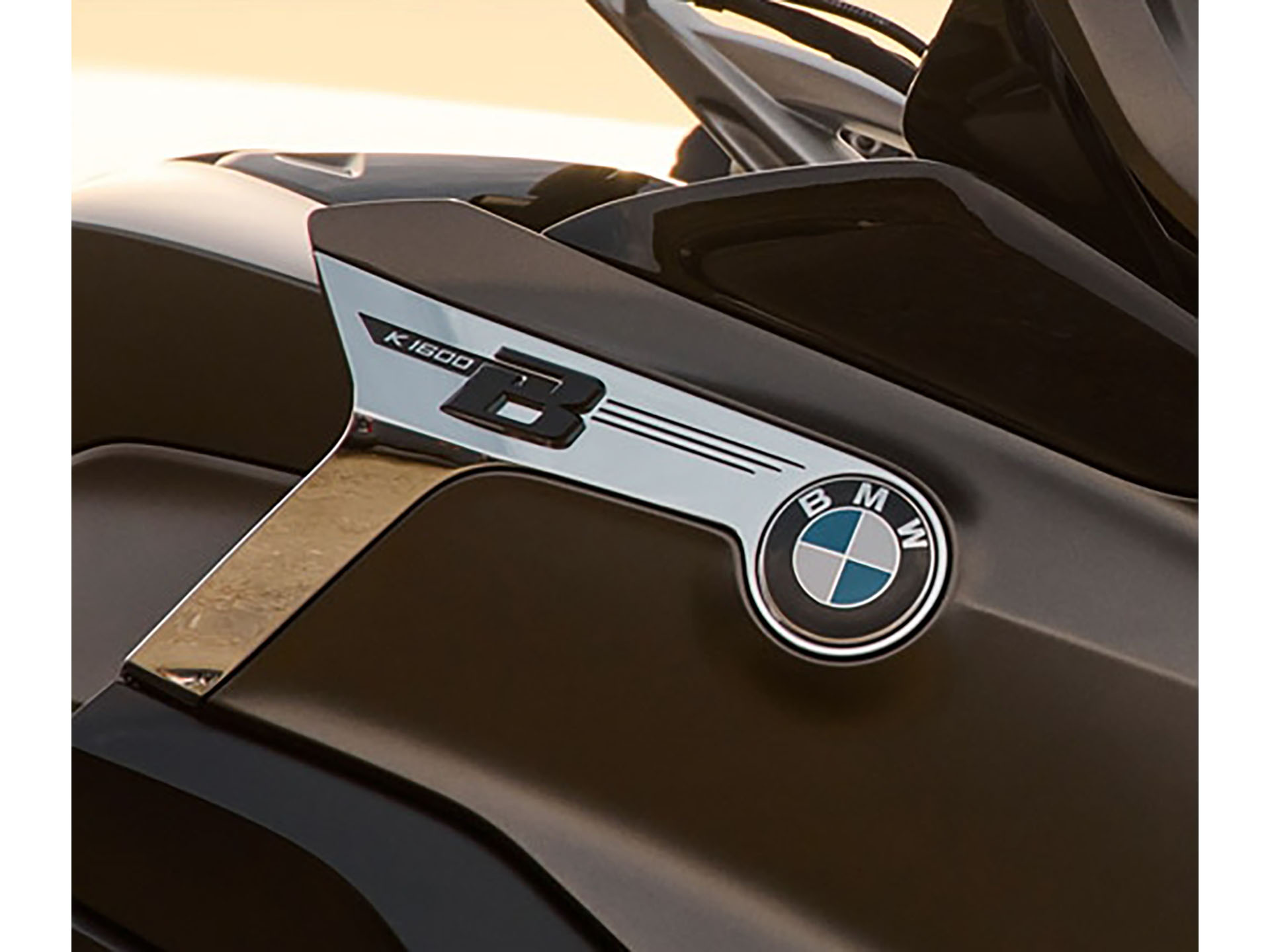 2024 BMW K 1600 B in Fort Myers, Florida - Photo 10