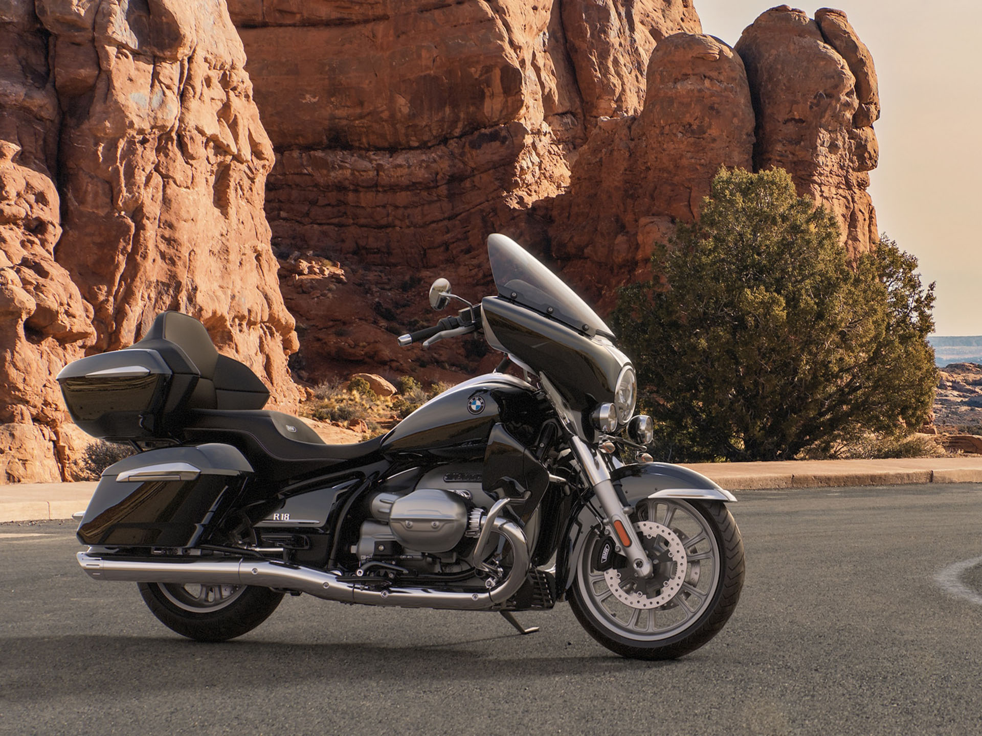 2024 BMW R 18 Transcontinental in Fort Myers, Florida - Photo 11