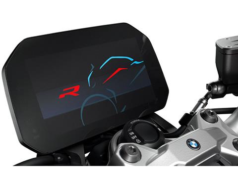 2024 BMW F 900 R in Fort Myers, Florida - Photo 6