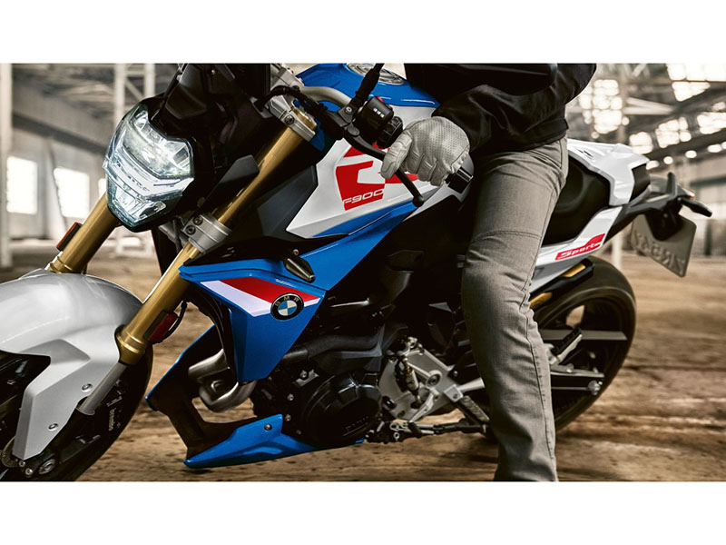 2024 BMW F 900 R in Fort Myers, Florida - Photo 9