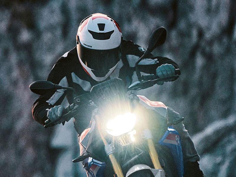 2024 BMW F 900 R in Fort Myers, Florida - Photo 10