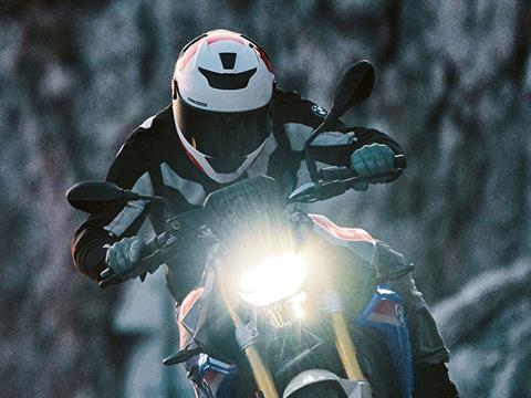 2024 BMW F 900 R in Fort Myers, Florida - Photo 10