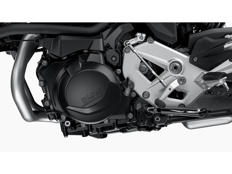 2024 BMW F 900 R in Fort Myers, Florida - Photo 2