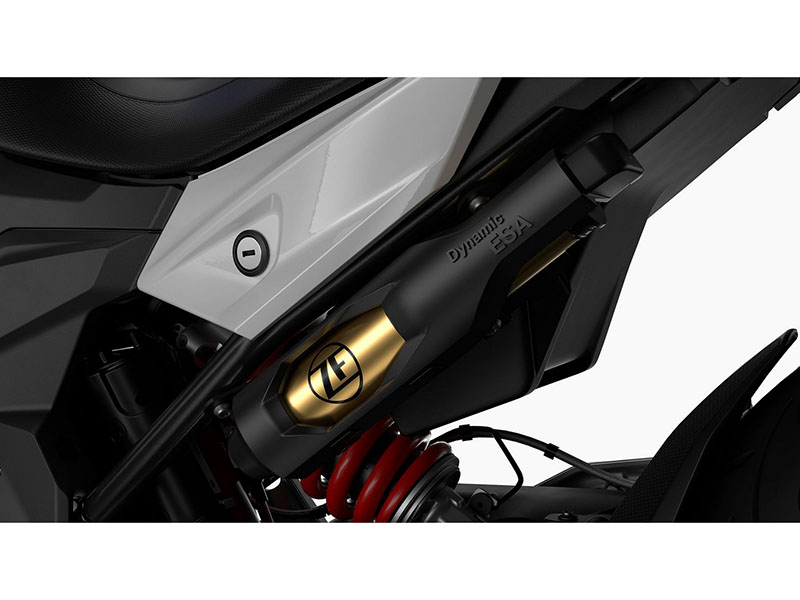 2024 BMW F 900 R in Fort Myers, Florida - Photo 5