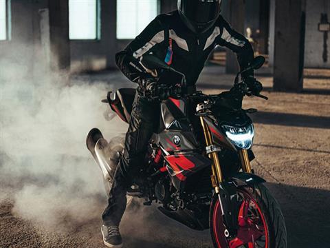 2024 BMW G 310 R in Fort Myers, Florida - Photo 12